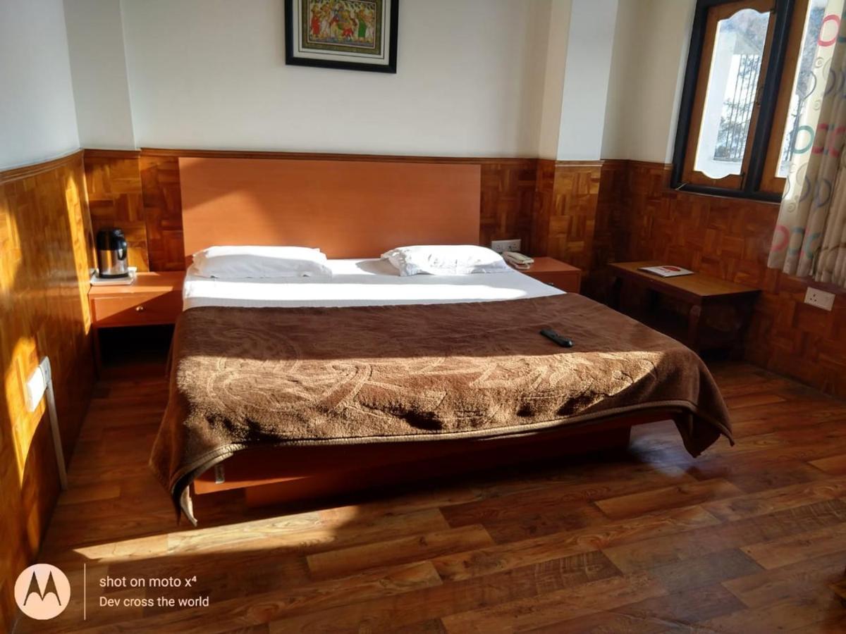 Bon Hotel Crystal Palace Gangtok Exterior photo
